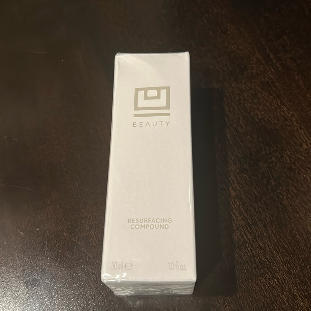 U Beauty Resurfacing Compound - NIB